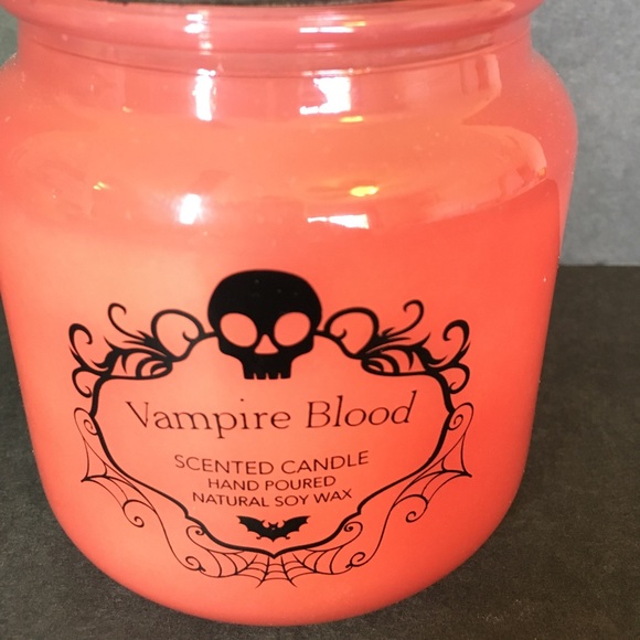 Halloween Vampire Blood Soy Wax Candle Spooky Bat - Picture 2 of 6